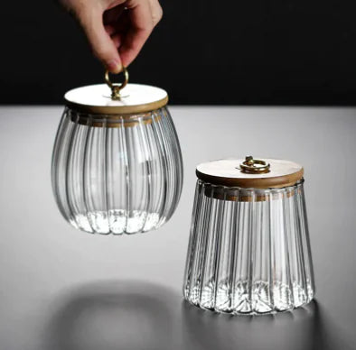 Dustproof Glass Storage Jar with Bamboo Lid